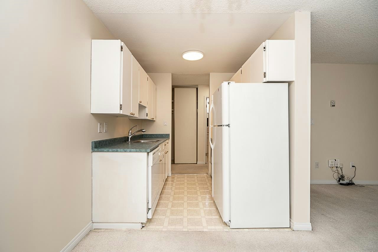 212-3921 Carrigan Court, Burnaby, BC, V3N 4J7 - 17