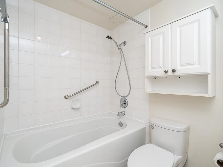 212-3921 Carrigan Court, Burnaby, BC, V3N 4J7 - 24