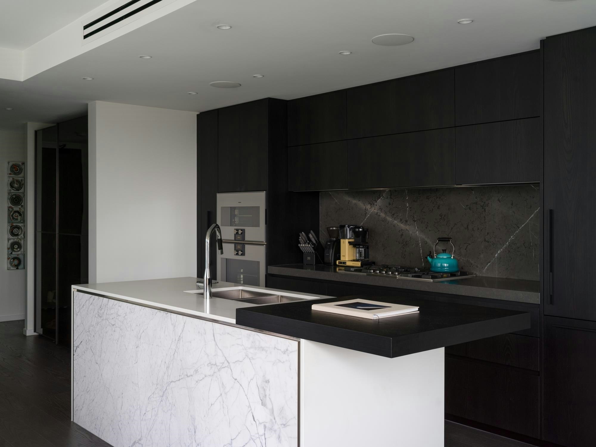 406-1601 Quebec Street, Vancouver, BC, V6A 0J9 - 2