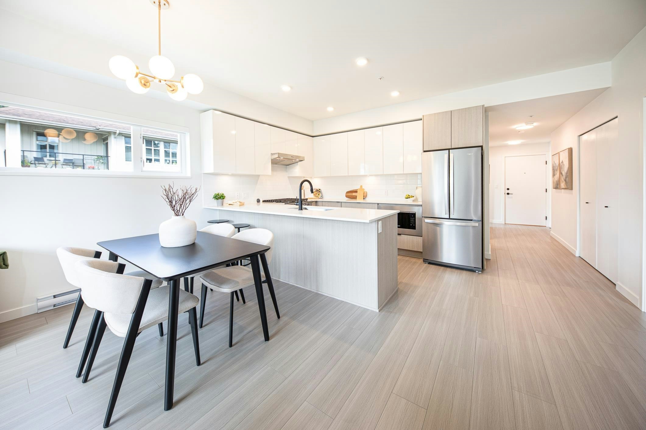 202-2277 Hawthorne Avenue, Port Coquitlam, BC, V3C 1W7