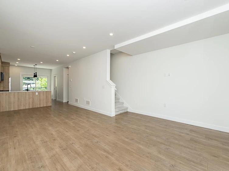 9-10527 155 Street, Surrey, BC, V3R 0S1 - 9