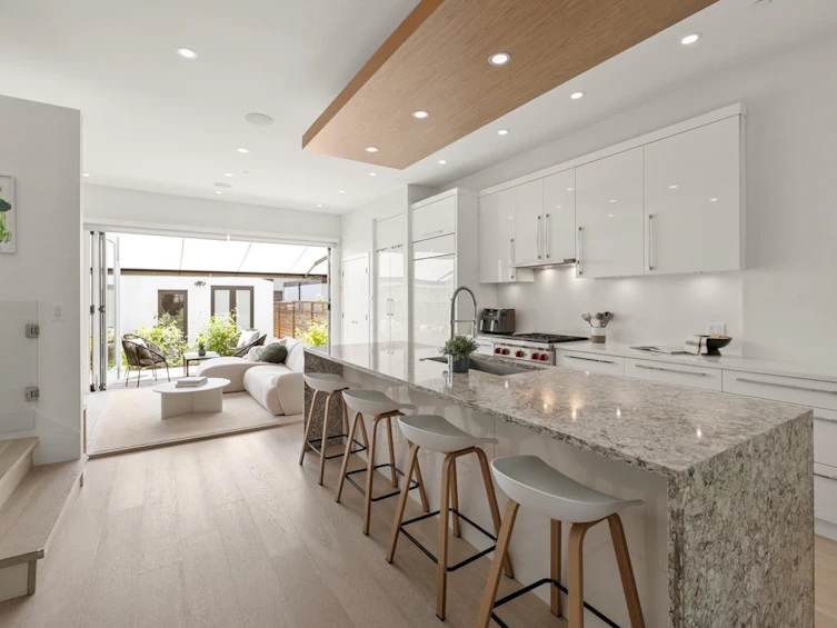 506 E 18th Avenue, Vancouver, BC, V5V 1G3 - 9