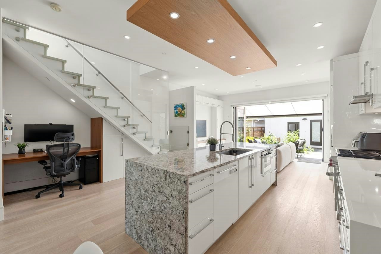 506 E 18th Avenue, Vancouver, BC, V5V 1G3 - 7