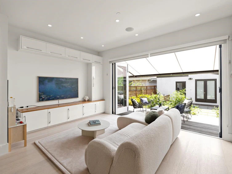 506 E 18th Avenue, Vancouver, BC, V5V 1G3 - 12