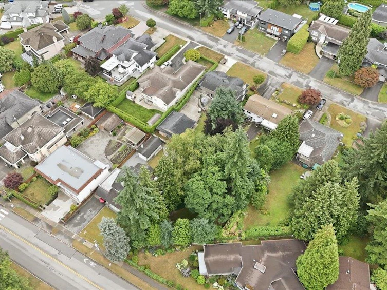 1388 Cambridge Drive, Coquitlam, BC, V3J 2P7 - 11