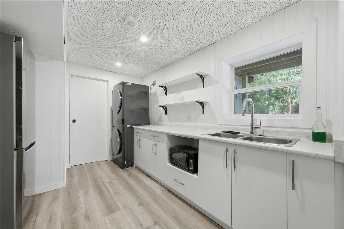 1388 Cambridge Drive, Coquitlam, BC, V3J 2P7 - 35