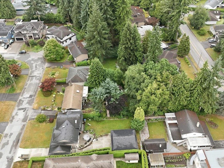 1388 Cambridge Drive, Coquitlam, BC, V3J 2P7 - 12