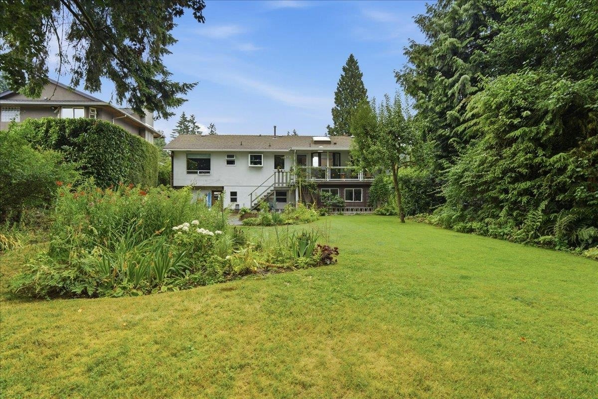 1388 Cambridge Drive, Coquitlam, BC, V3J 2P7 - 4