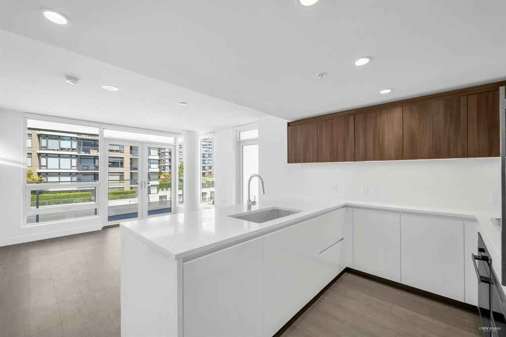 519-6328 No. 3 Road, Richmond, BC, V6Y 0L6