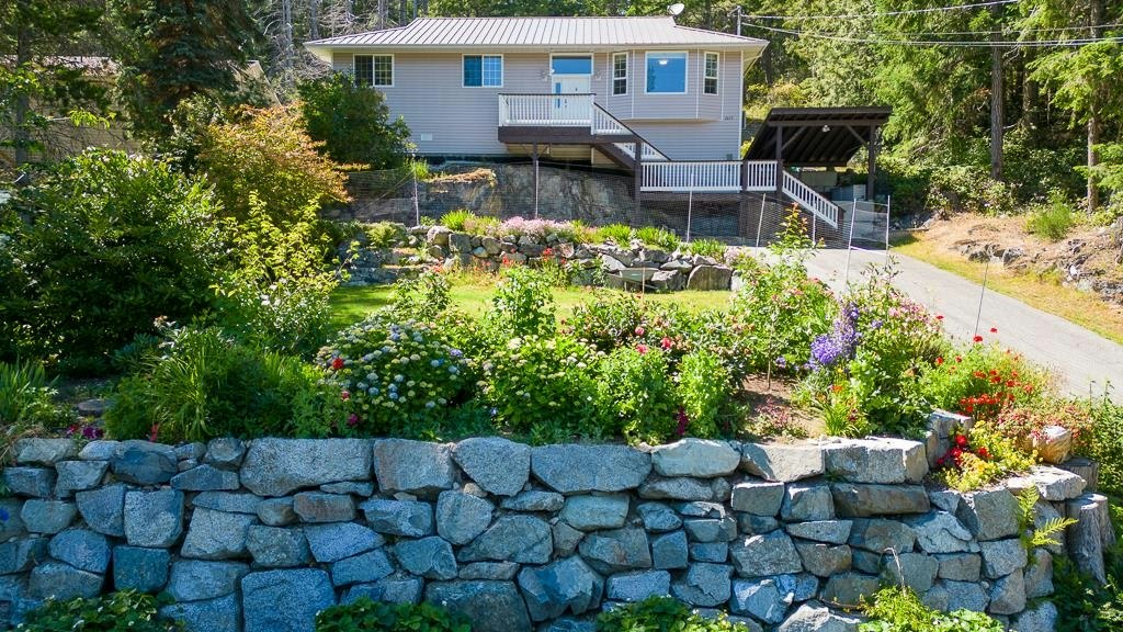 4517 Merrill Road, Pender Harbour Egmont, BC, V0N 2H1
