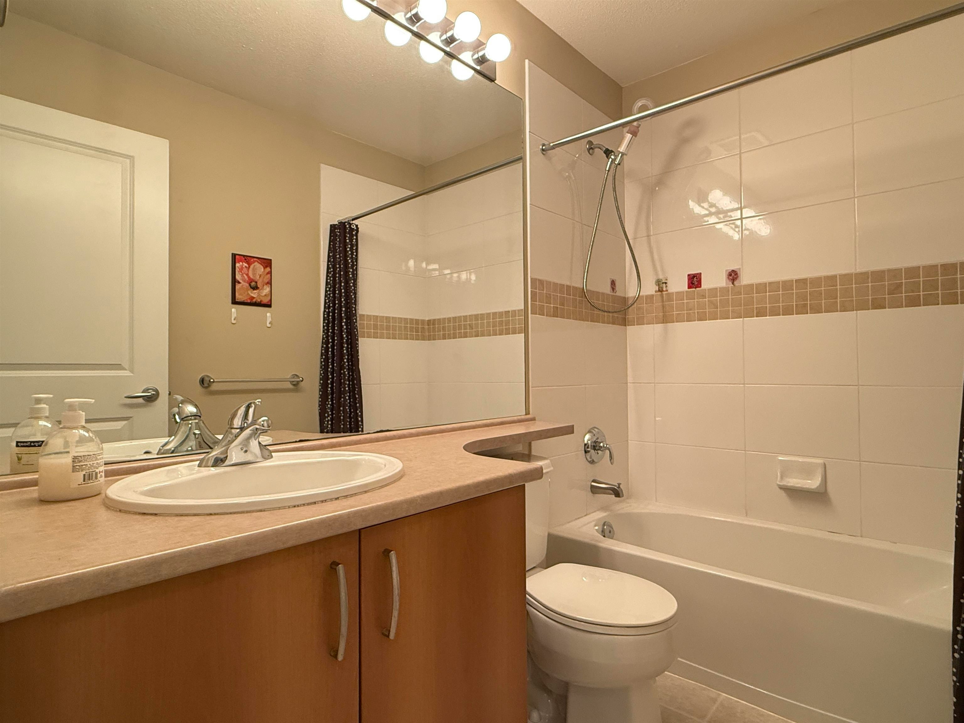 18X-9133 Government Street, Burnaby, BC, V3N 0B1 - 14