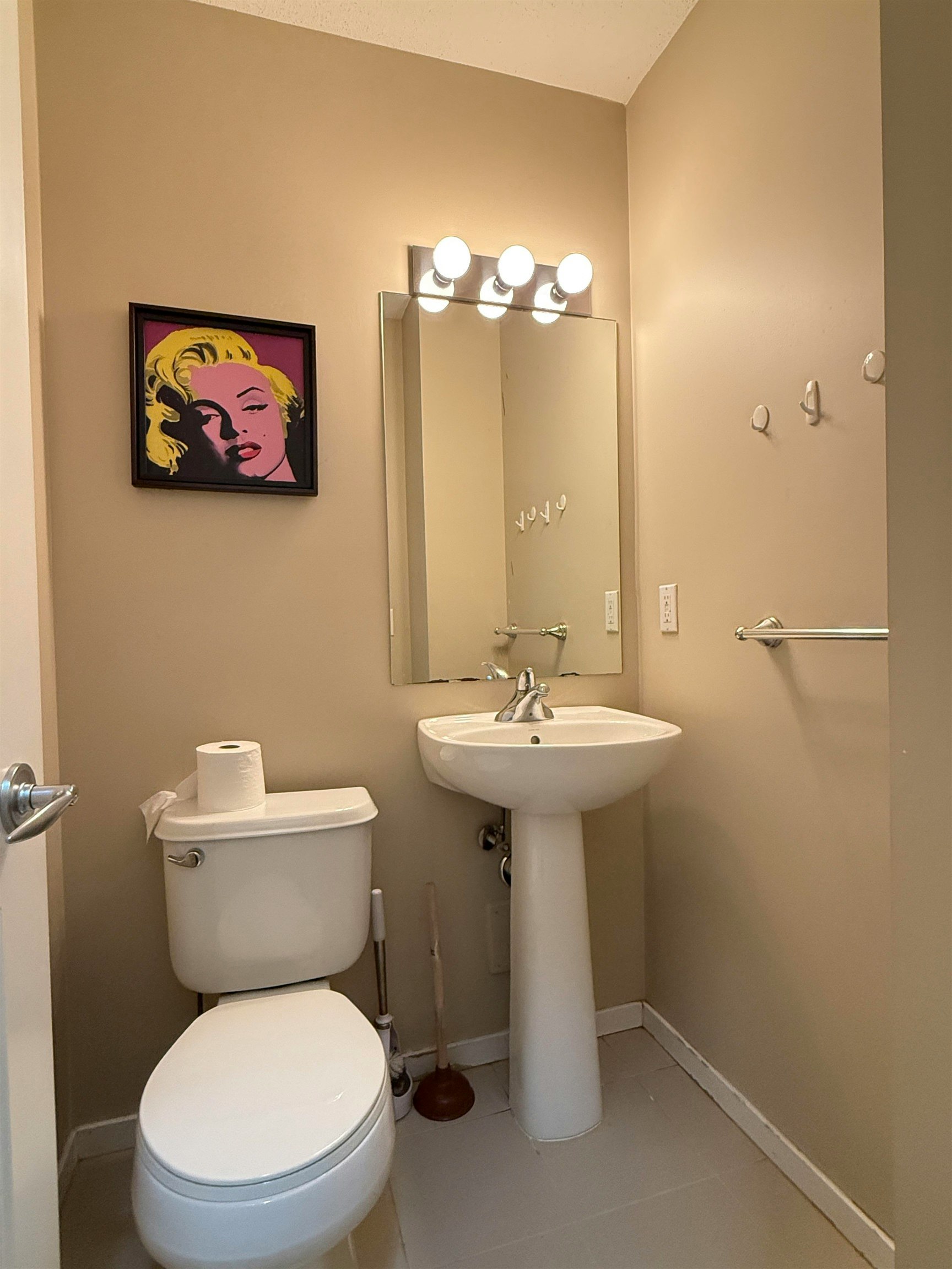 18X-9133 Government Street, Burnaby, BC, V3N 0B1 - 17