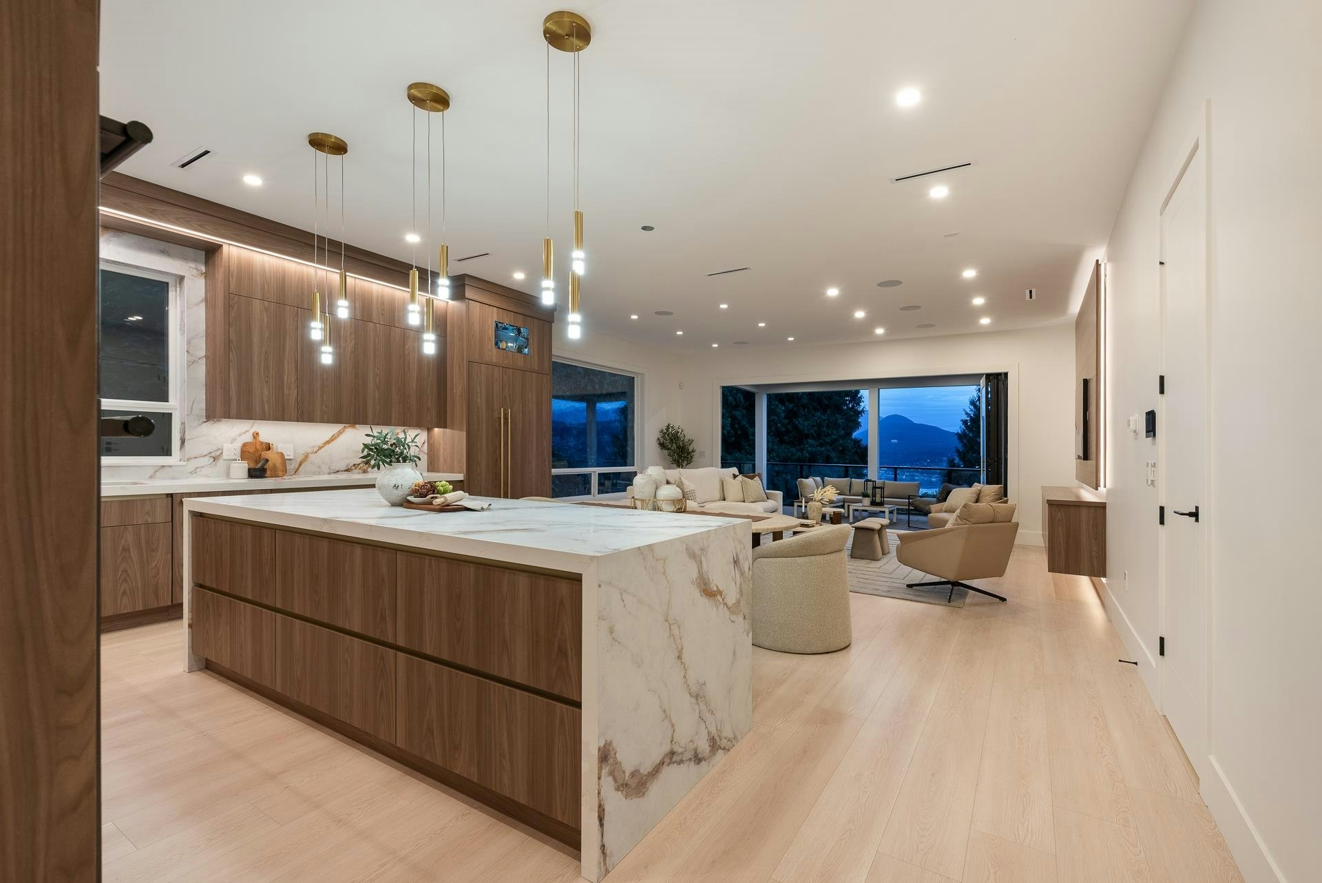 1034 Gatensbury Road, Port Moody, BC, V3H 2P2 - 9