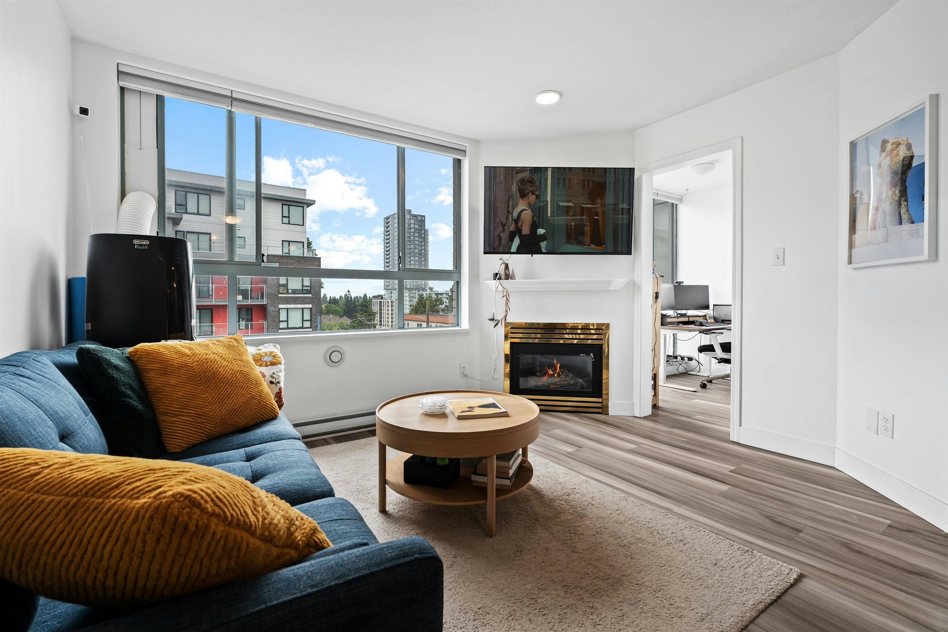 302-5818 Lincoln Street, Vancouver, BC, V5R 4P7 - 5