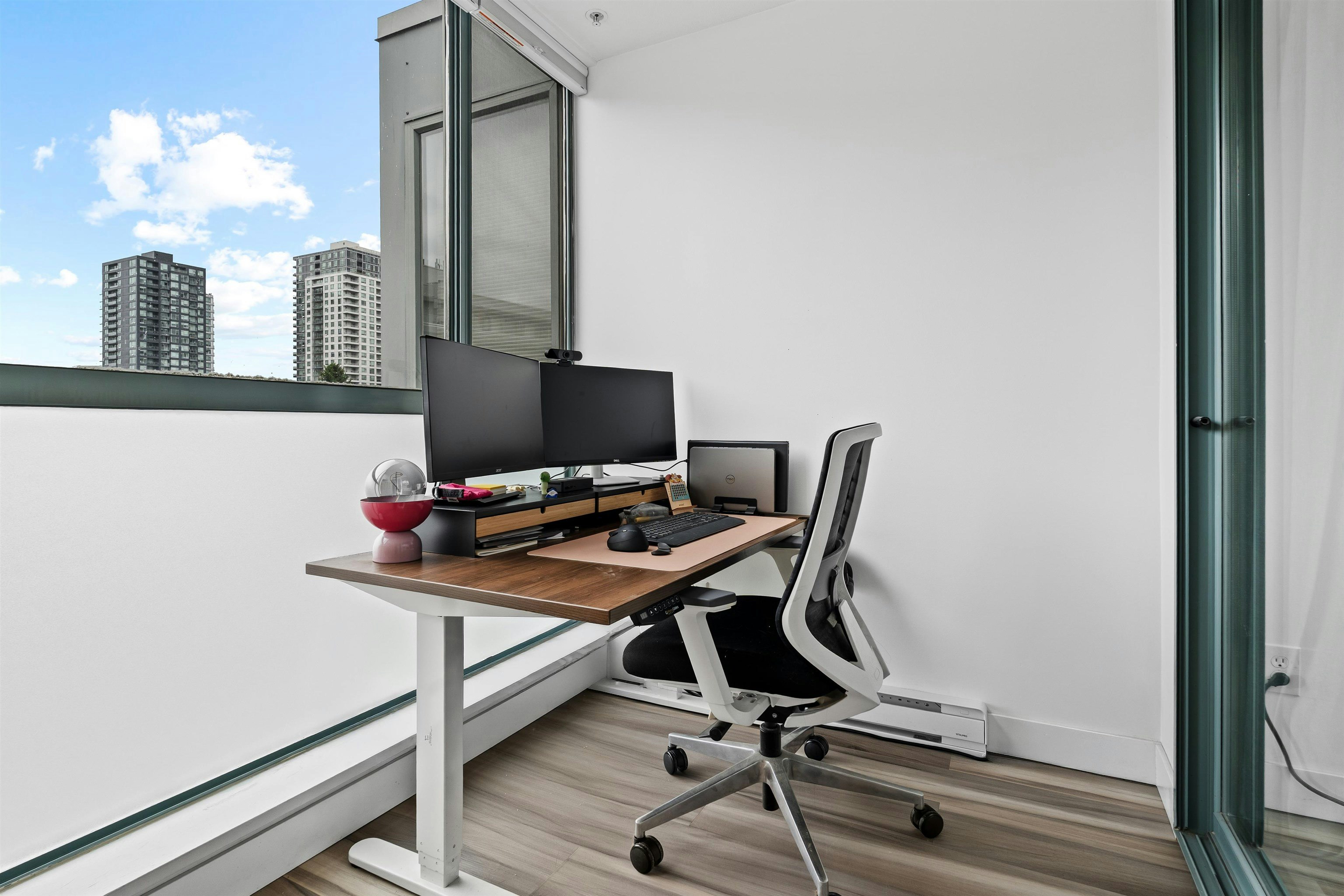 302-5818 Lincoln Street, Vancouver, BC, V5R 4P7 - 17