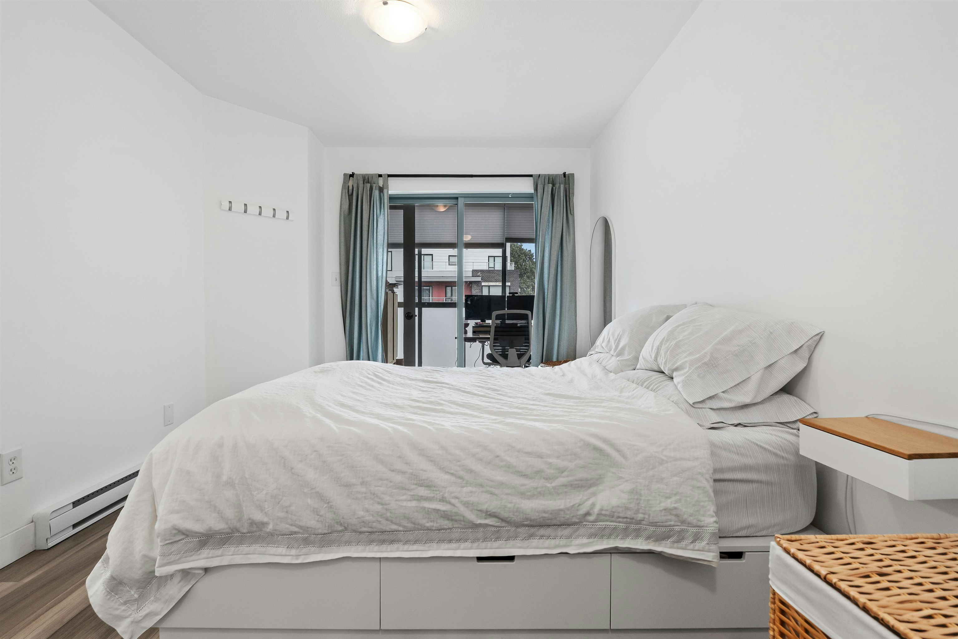 302-5818 Lincoln Street, Vancouver, BC, V5R 4P7 - 19