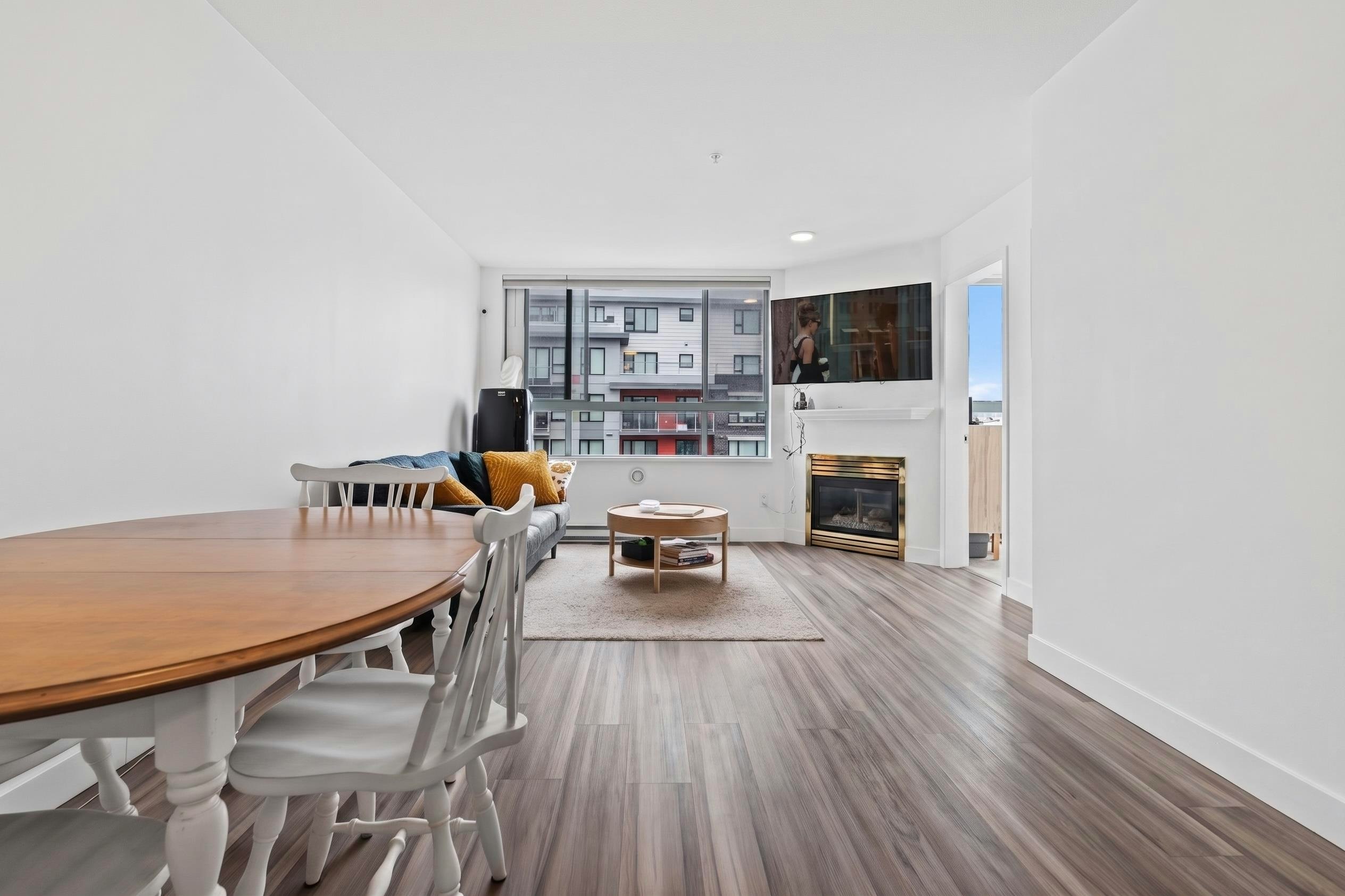 302-5818 Lincoln Street, Vancouver, BC, V5R 4P7 - 7