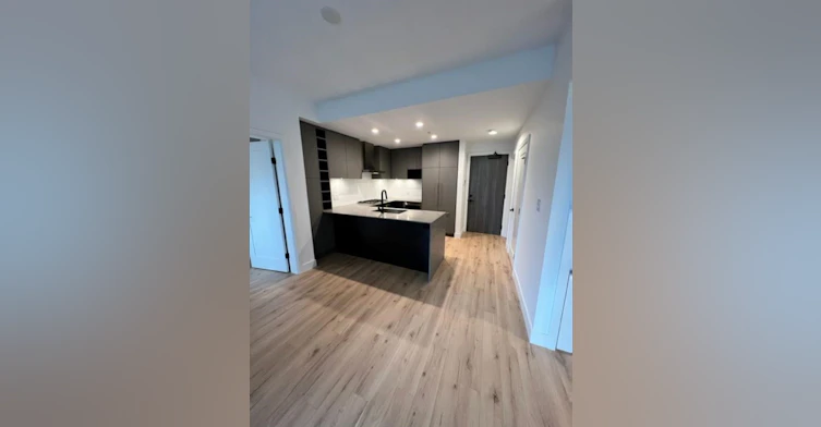 223-3131 Murray Street, Port Moody, BC, V3H 0L9 - 2
