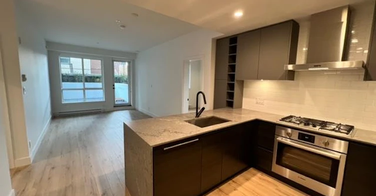 223-3131 Murray Street, Port Moody, BC, V3H 0L9
