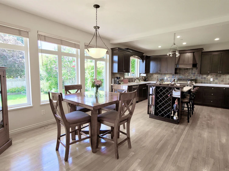 15974 Buena Vista Avenue, Surrey, BC, V4B 2A5 - 4