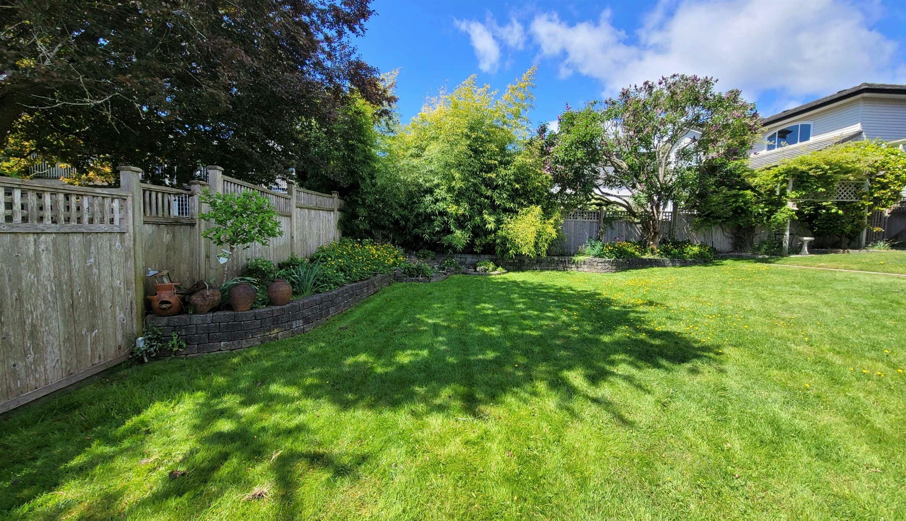 15974 Buena Vista Avenue, Surrey, BC, V4B 2A5 - 29