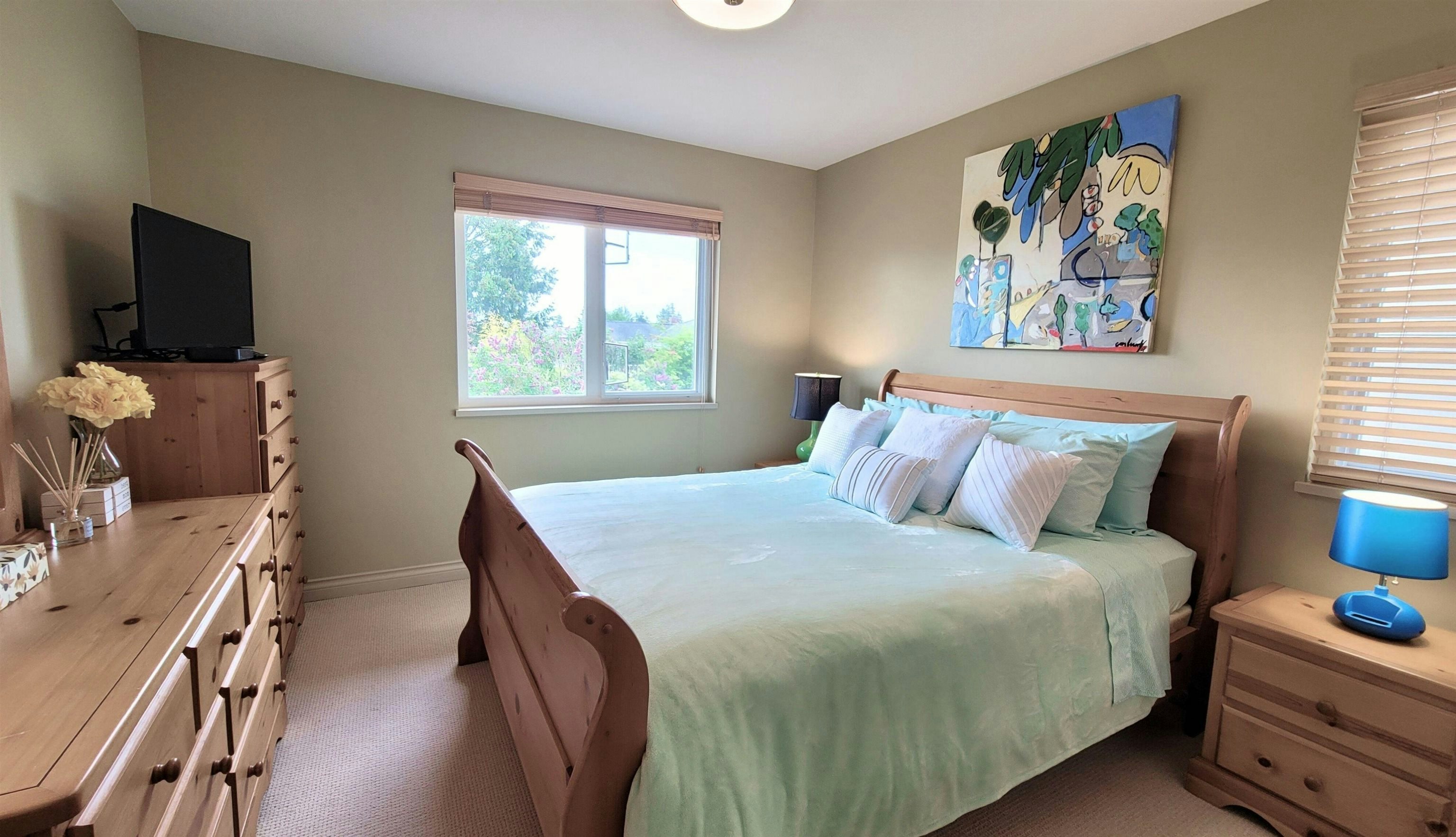 15974 Buena Vista Avenue, Surrey, BC, V4B 2A5 - 24