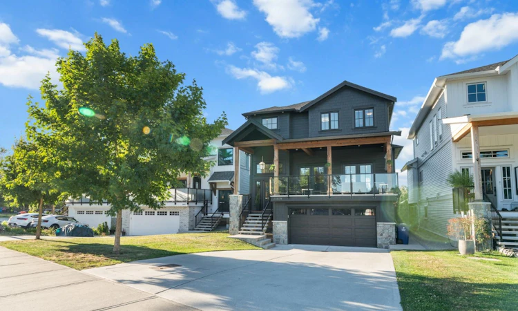 20859 Golf Lane