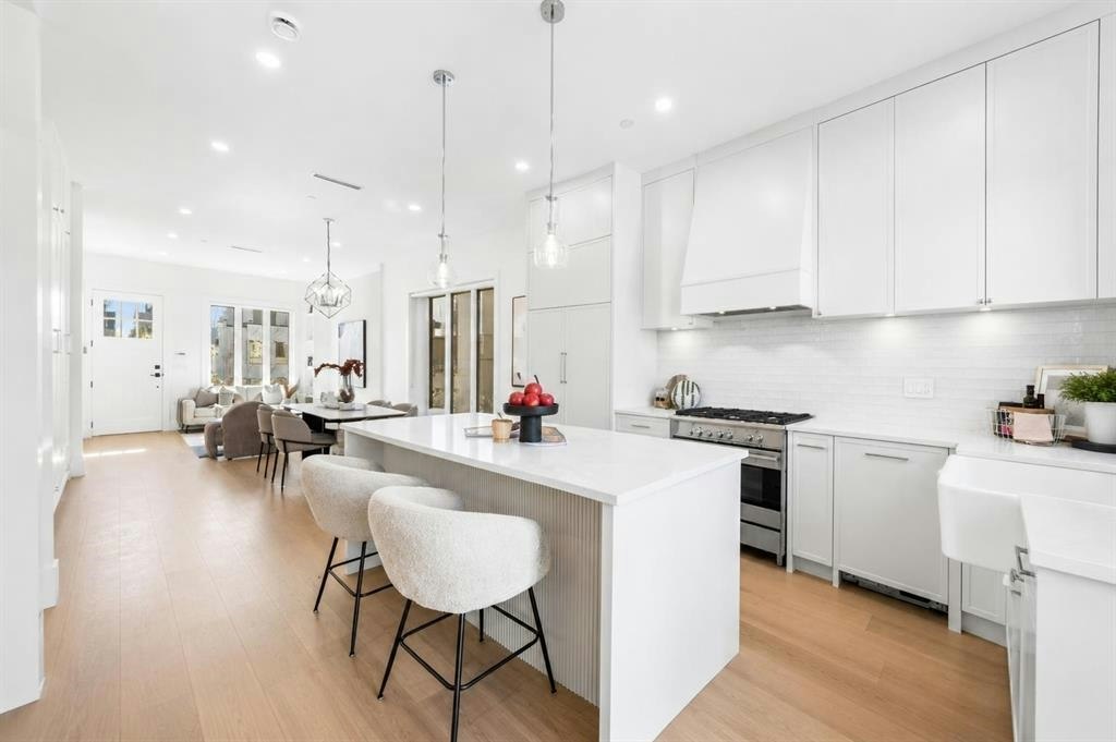 531 W 61st Avenue, Vancouver, BC, V6P 2B4 - 5