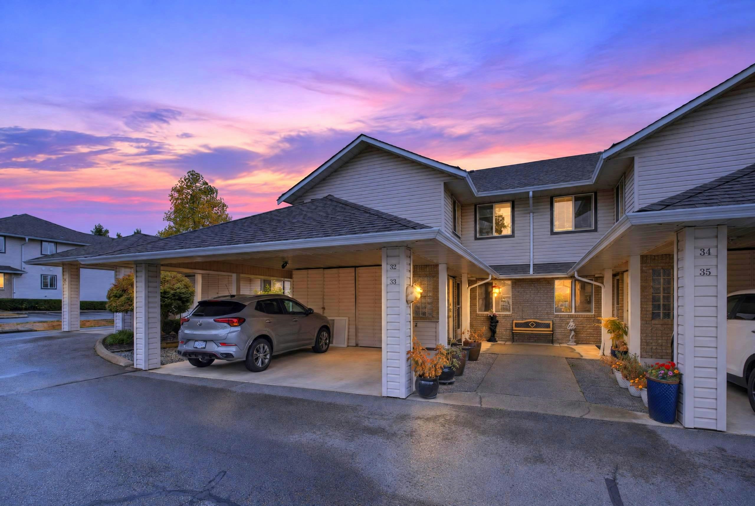 33-15020 66a Avenue, Surrey, BC, V3S 2A5