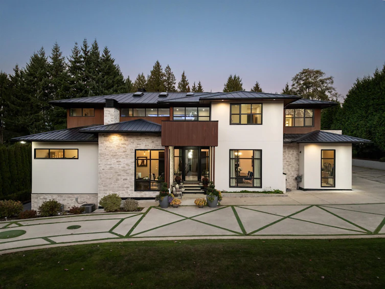 3016 163 Street, Surrey, BC, V3S 0E3 - 2