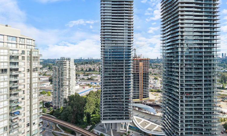 505-4890 Lougheed Highway