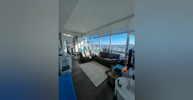 2311 Beta, Burnaby, BC, V5C 0M1 - 3