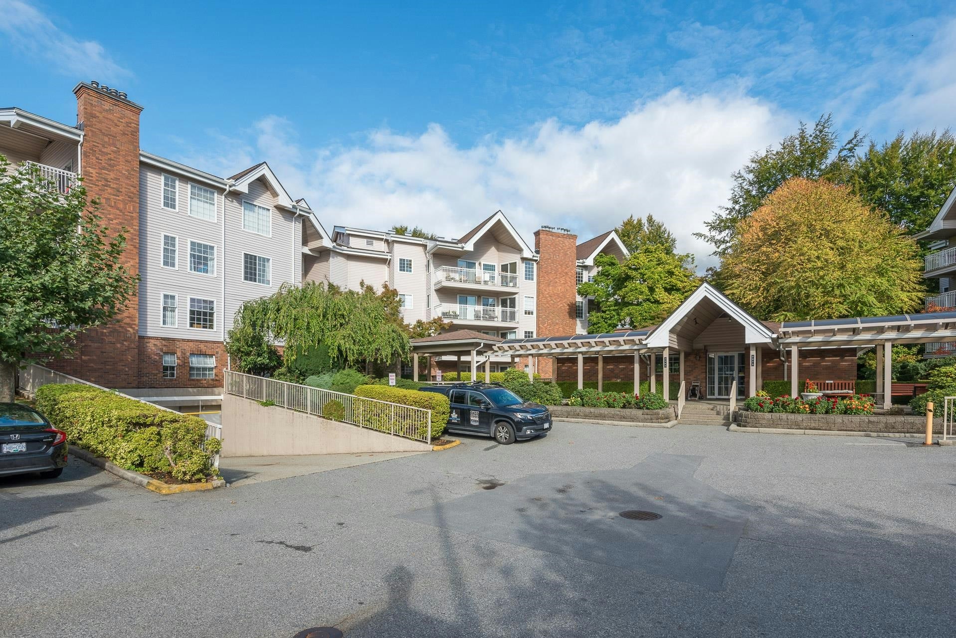 303-2963 Burlington Drive, Coquitlam, BC, V3B 6X1