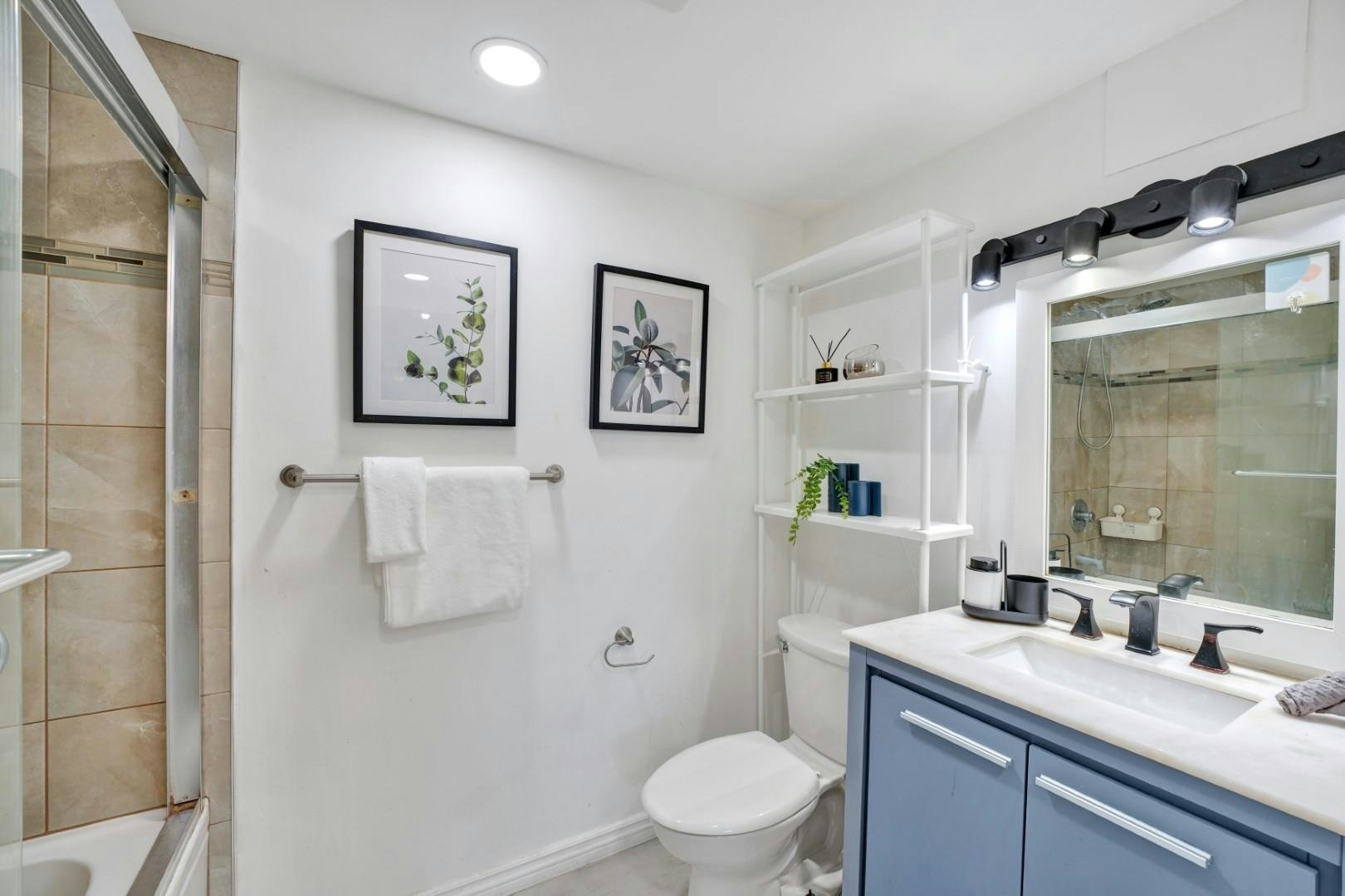 106-8720 No. 1 Road, Richmond, BC, V7C 4L5 - 23