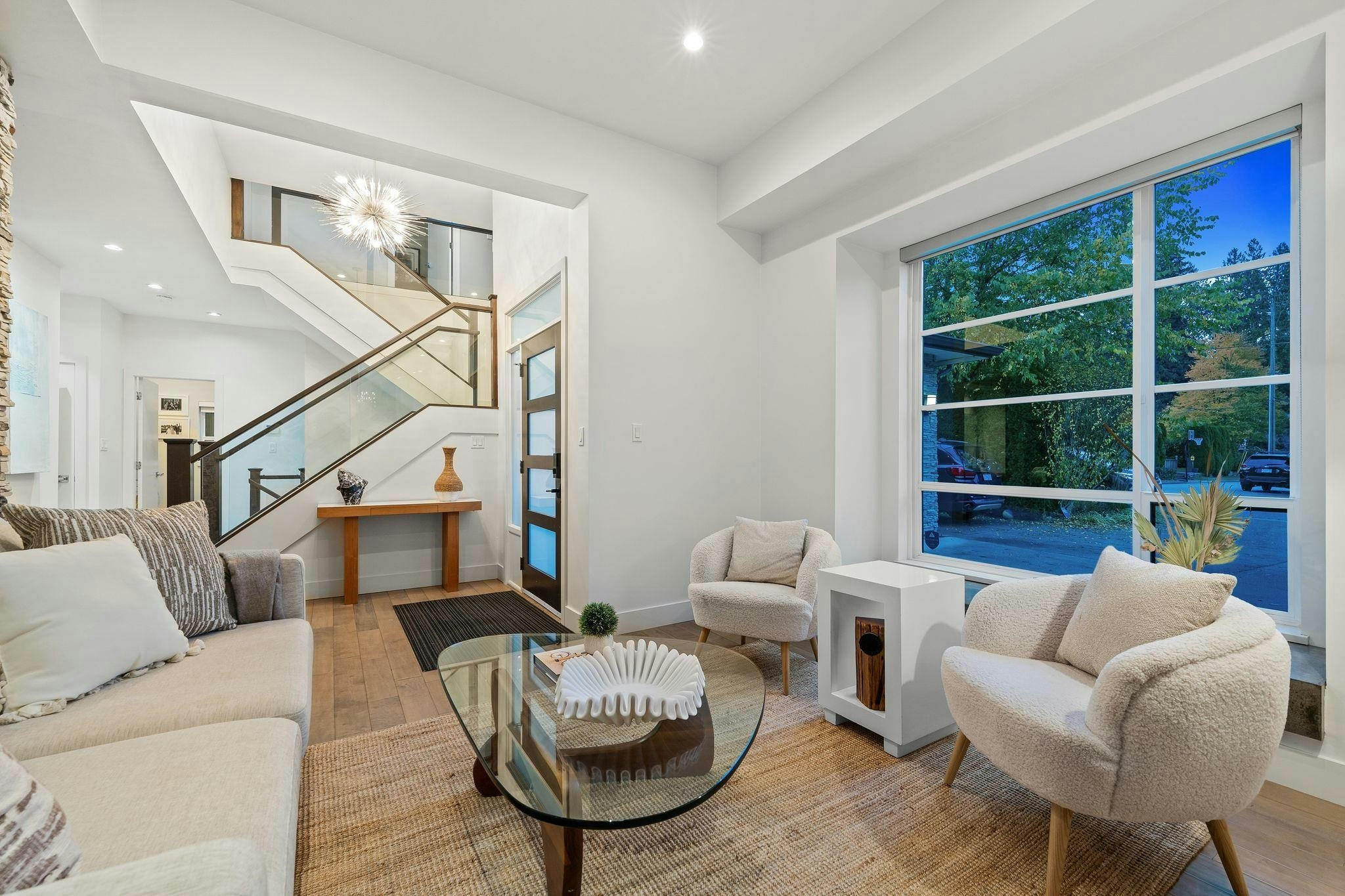 2775 Lyndene Road, North Vancouver, BC, V7R 1E2 - 7