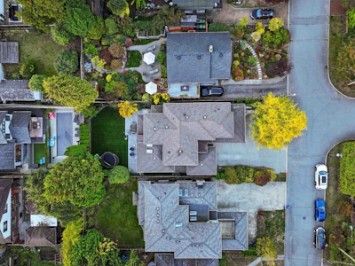 2775 Lyndene Road - 2
