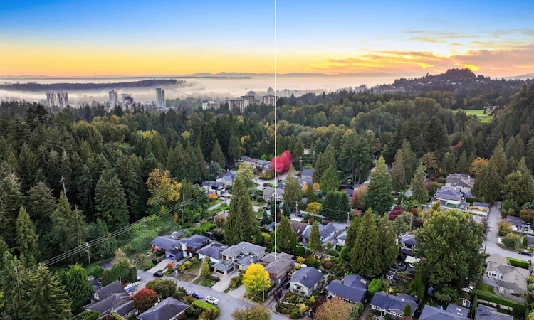 2775 Lyndene Road