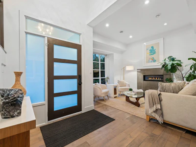2775 Lyndene Road - 5