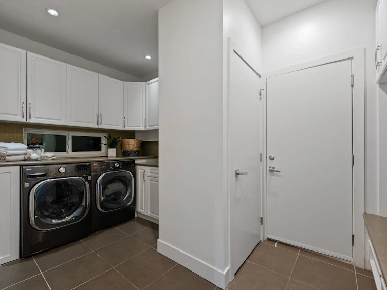 2775 Lyndene Road, North Vancouver, BC, V7R 1E2 - 32