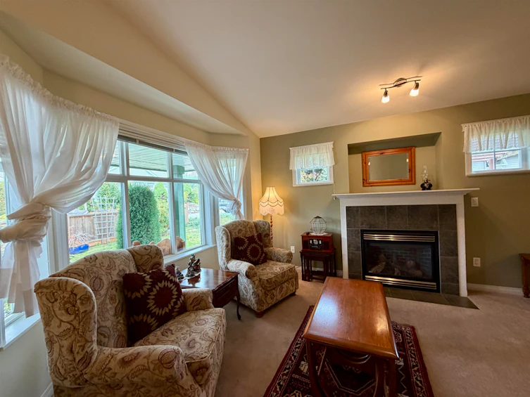 6317 Williams Place, Sechelt, BC, V7Z 0M6 - 8
