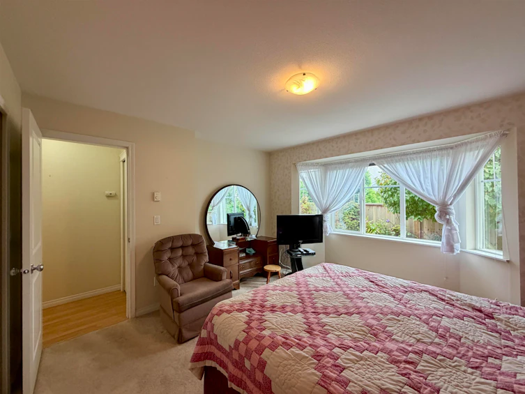 6317 Williams Place, Sechelt, BC, V7Z 0M6 - 18