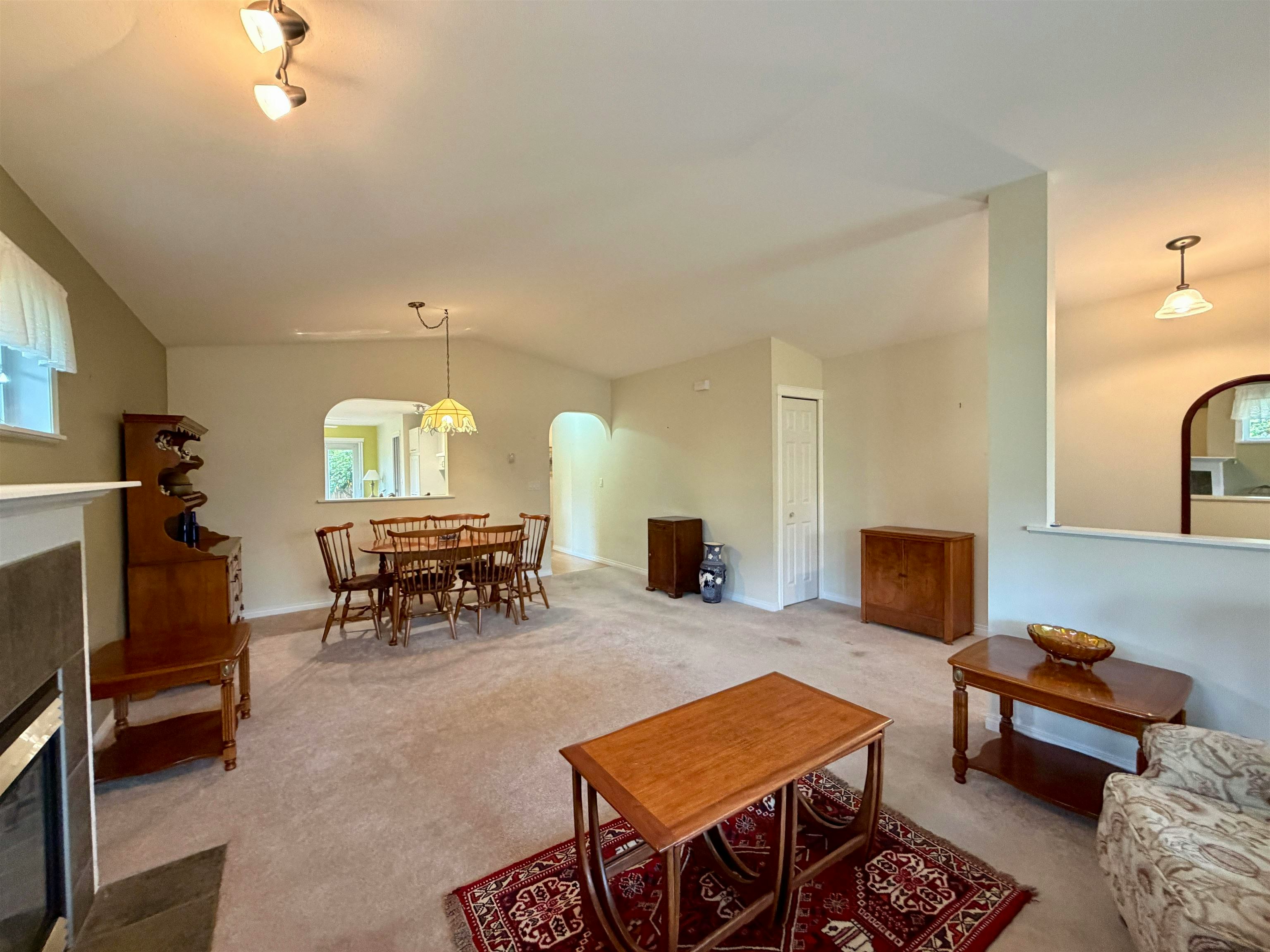 6317 Williams Place, Sechelt, BC, V7Z 0M6 - 4