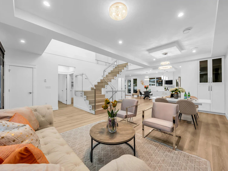 4267 Parker Street, Burnaby, BC, V5C 3C4 - 2