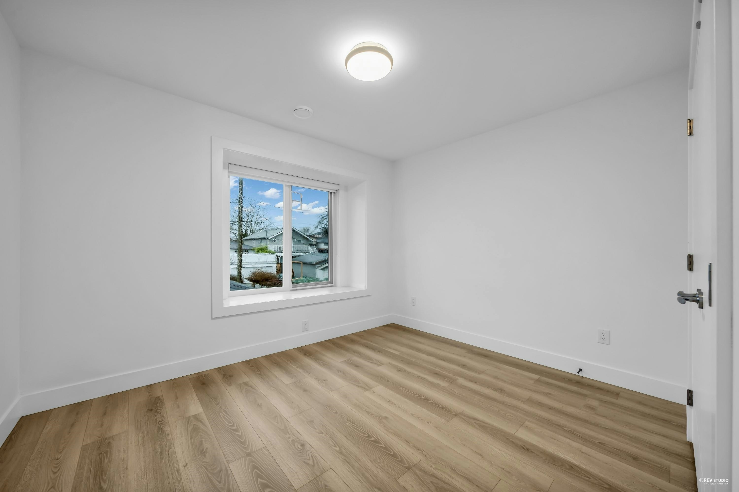 4267 Parker Street, Burnaby, BC, V5C 3C4 - 27