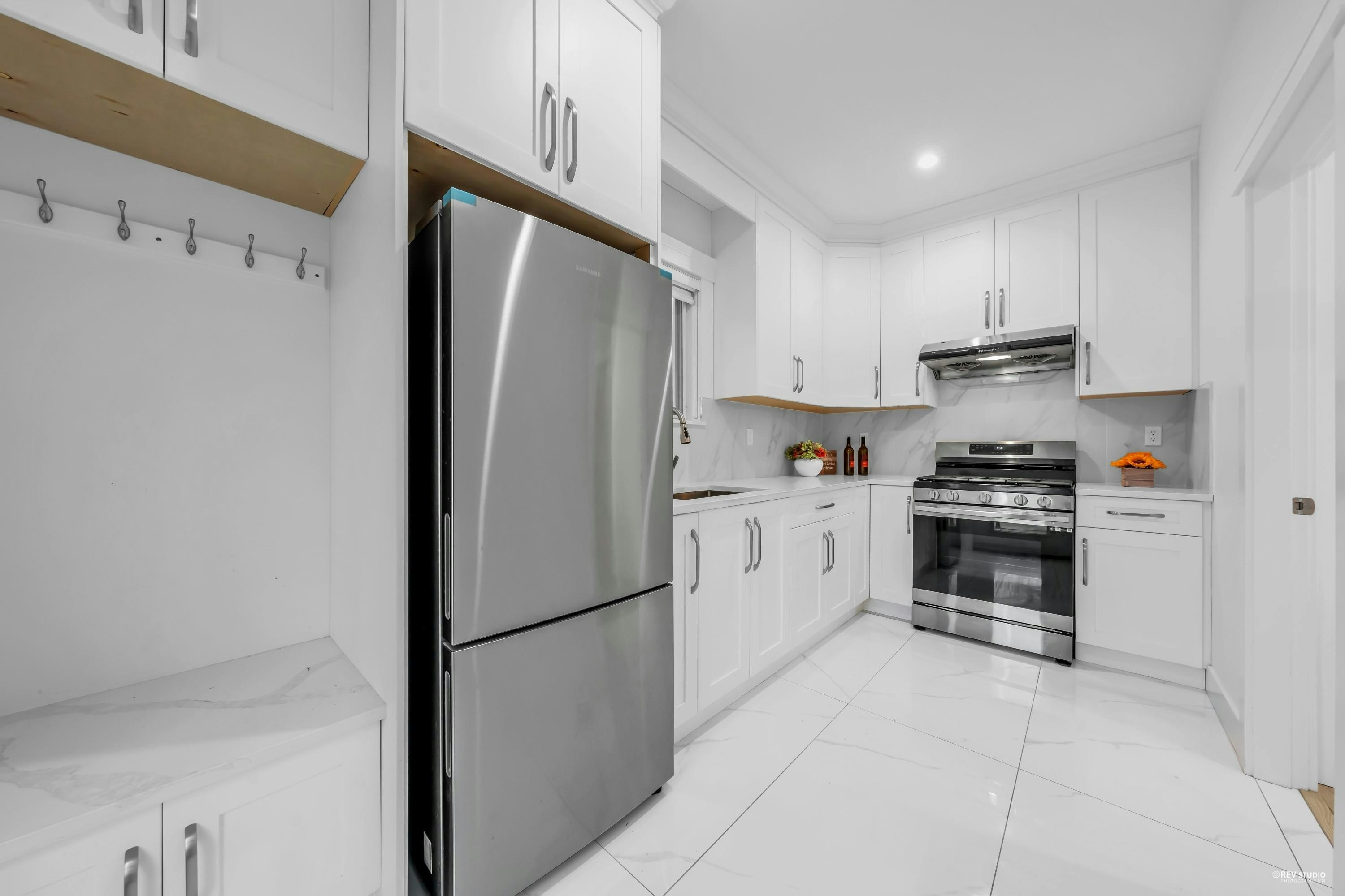 4267 Parker Street, Burnaby, BC, V5C 3C4 - 10