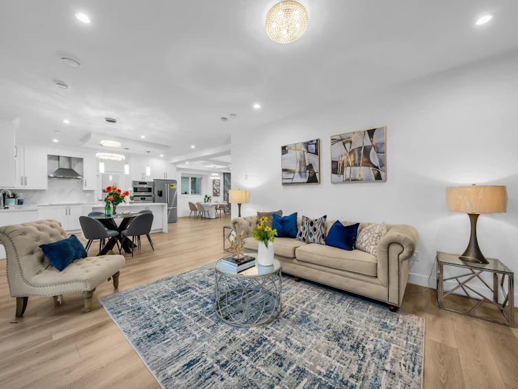 4267 Parker Street, Burnaby, BC, V5C 3C4 - 14