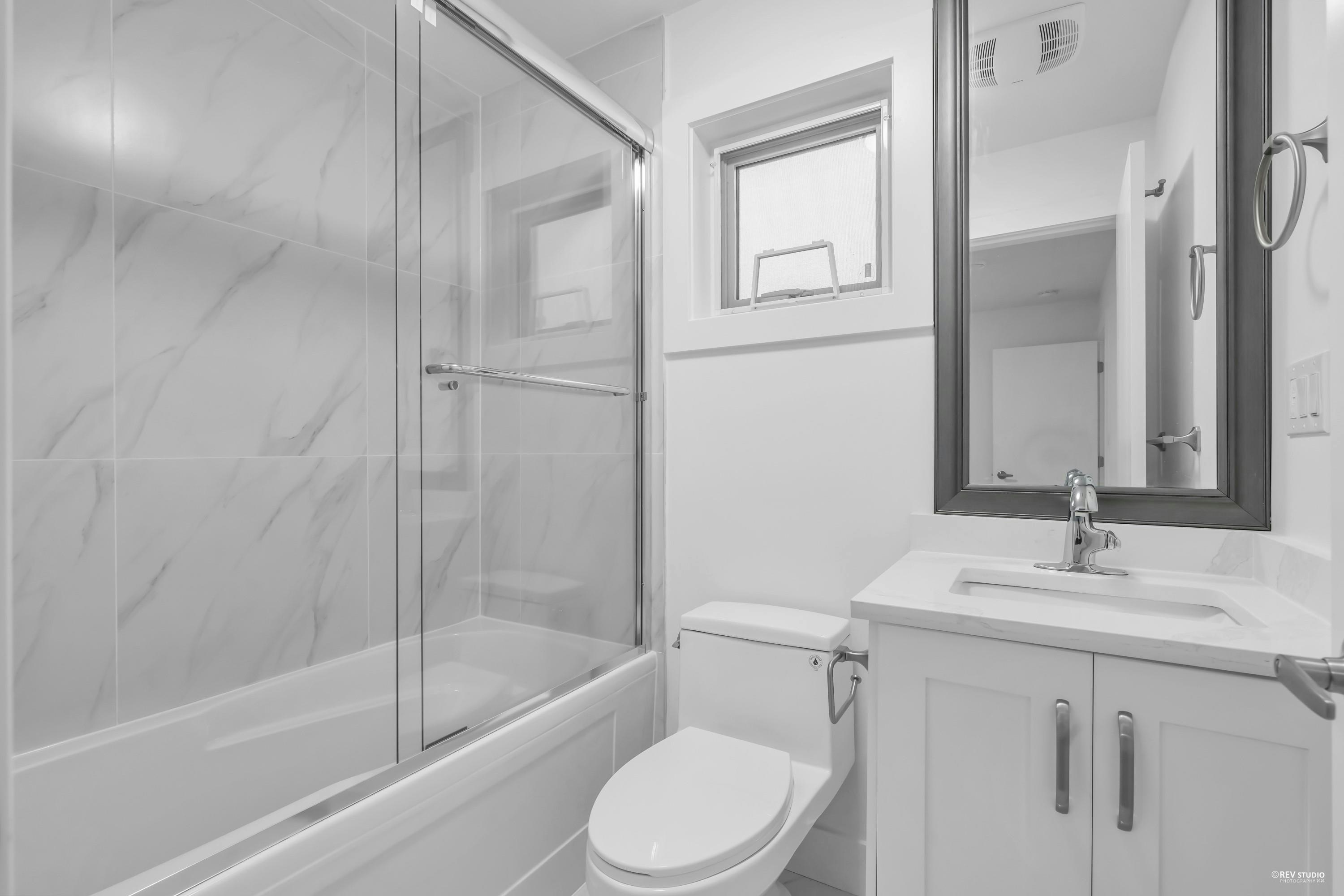 4267 Parker Street, Burnaby, BC, V5C 3C4 - 25