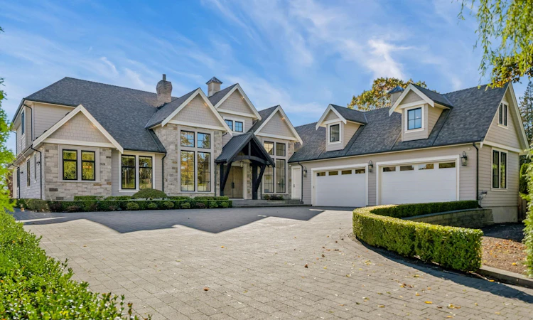 7628 Steveston Highway
