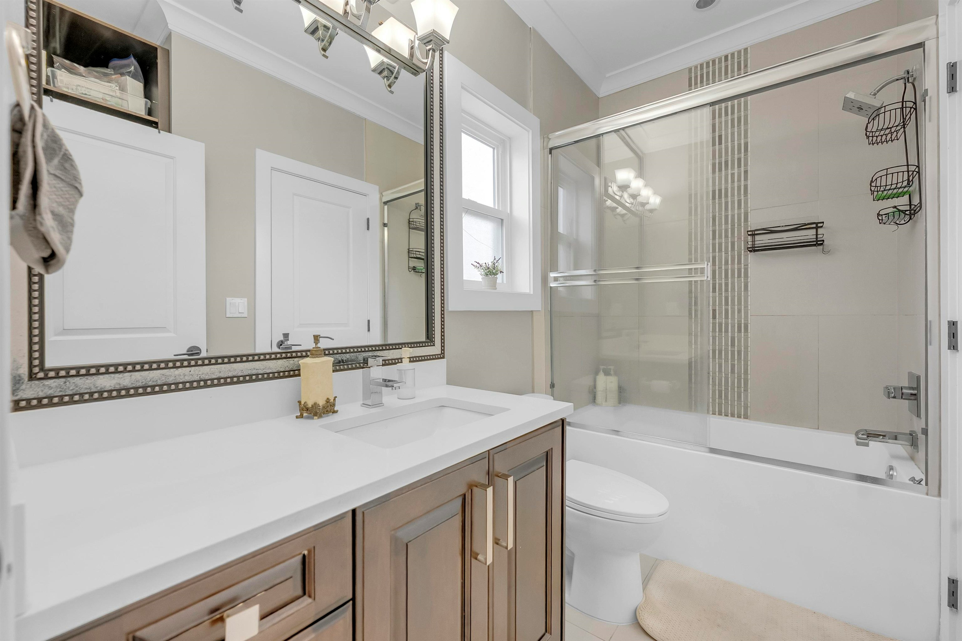 15648 82 Avenue, Surrey, BC, V4N 0R8 - 21