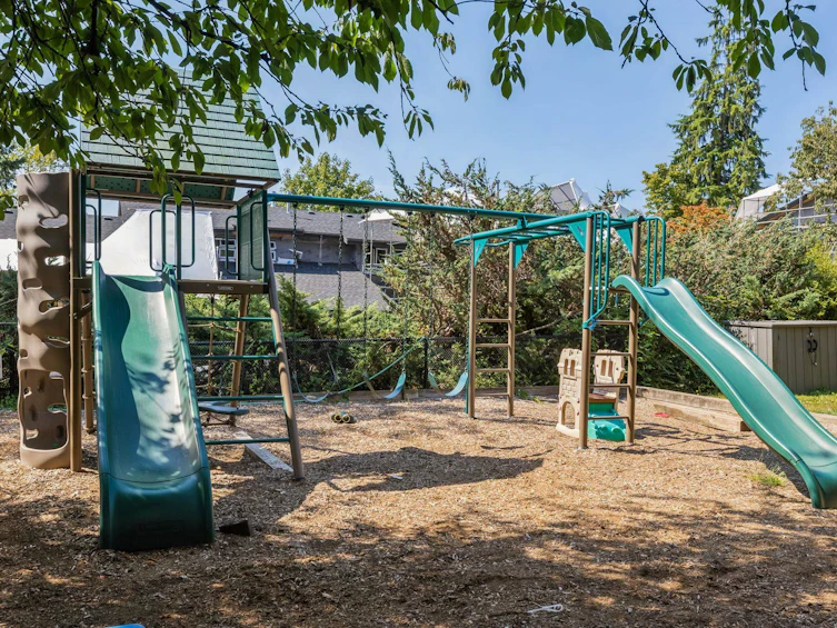 1084 Lillooet Road, North Vancouver, BC, V7J 2H8 - 6